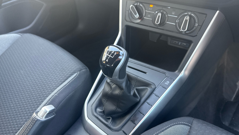 Volkswagen Polo 1.0 Life 5dr Petrol Hatchback